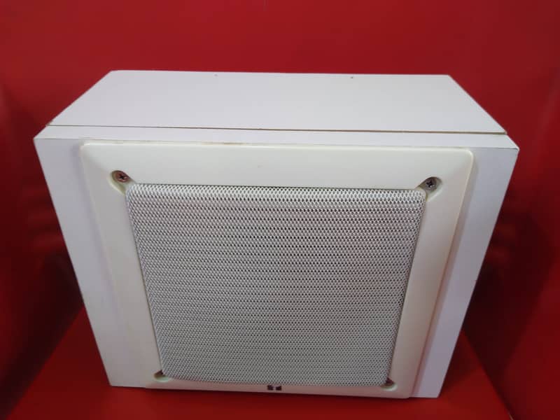 TOA box speaker for announcements etc. . like JBL Bose Panasonic Yamaha 1