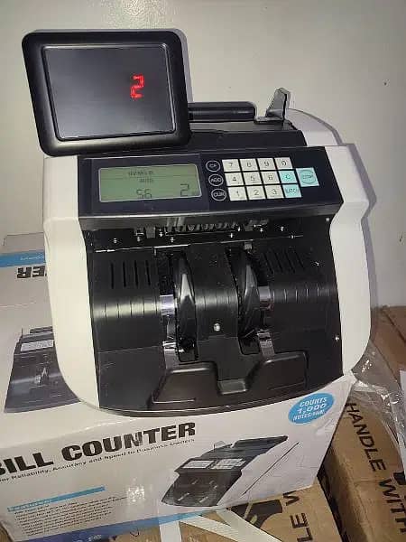 SM Multi currency mix bank cash counting machine, locker Pakistani 8