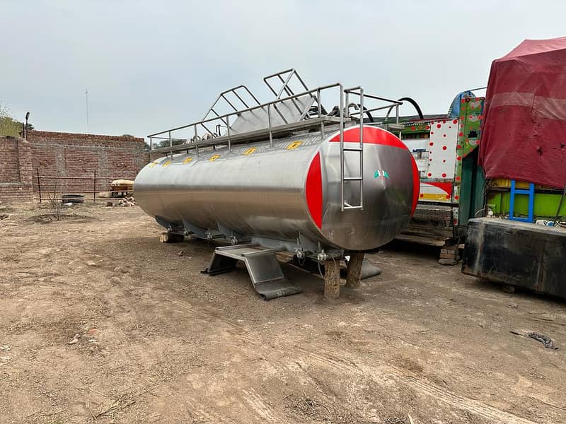 Milk tanker 11000 Liter Milk tank For Sale 2