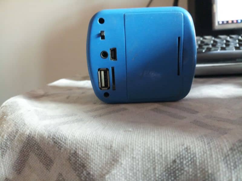 mini digital speaker 1