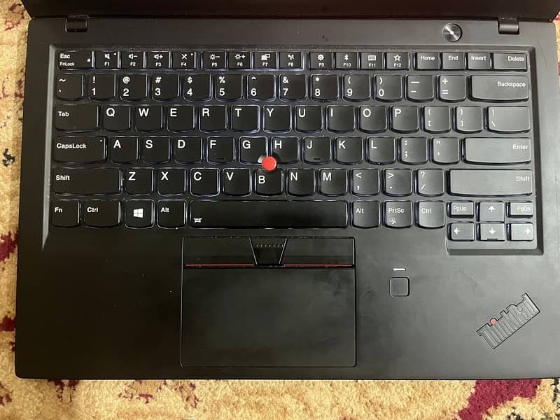 Lenovo X1 carbon core i7 8Generation touch Screen Thinkpad 2