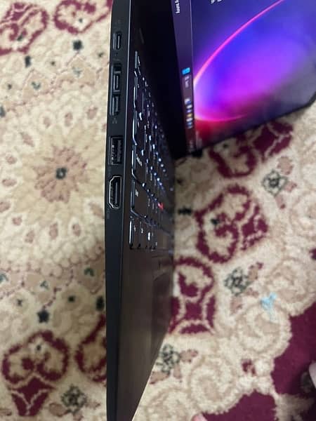 Lenovo X1 carbon core i7 8Generation touch Screen Thinkpad 4