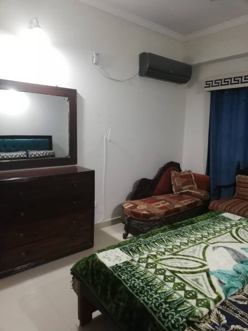 B-17 Self check 1bed , 1bed Daily basis Furnished flat  for rent 5