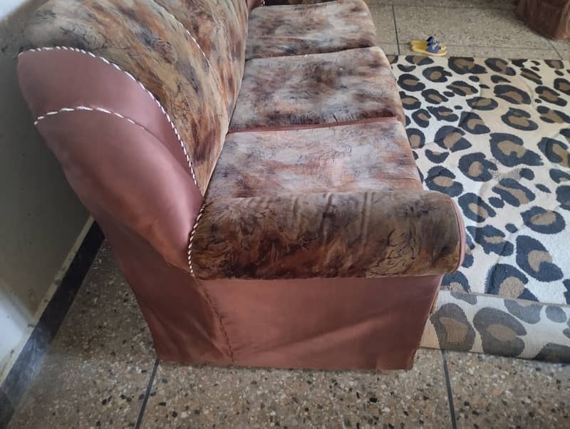 5 seater sofe for sale 3
