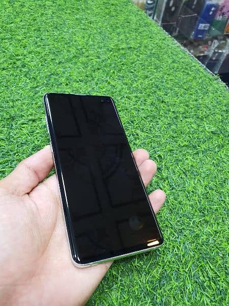 SAMSUNG S10 PLUS DOTTED 2