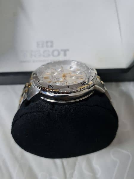 Tissot PRS 200 in excellent condition for Sale 4