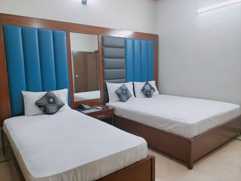 Room For Rent | Guest House in Gulshan Karachi 5