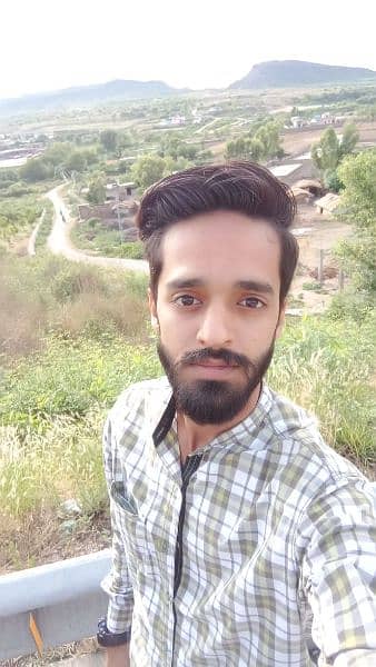 I want driver job in Lhr DHA