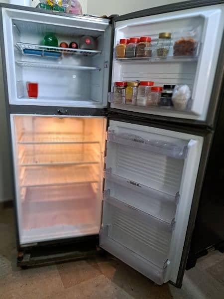 Dawlance fridge 1