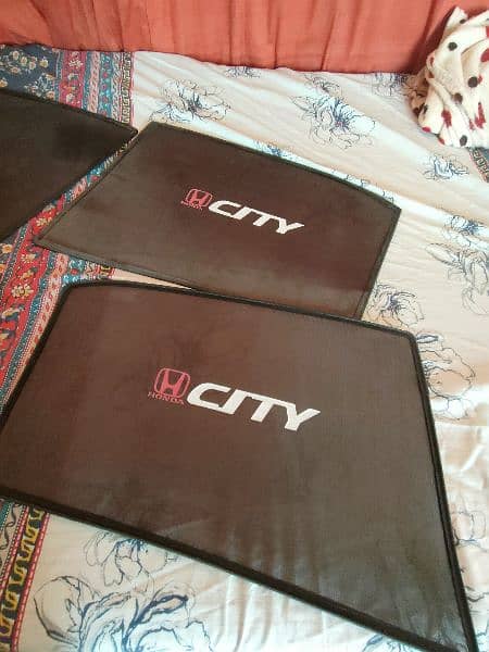 Window shades for Honda City 0