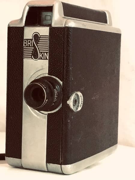 Antique Briskin 8mm American movie camera 2