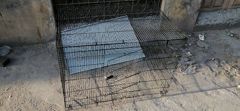 1.5 by 2.5 ft Cage with metal tray 9