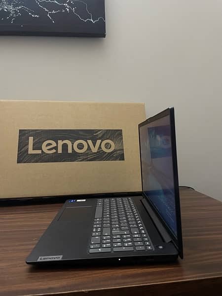 Lenovo V15 G2- Core i5 - Tiger Lake - 11th gen 6