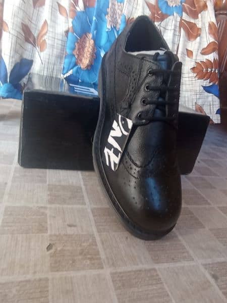Black formal shoes 2