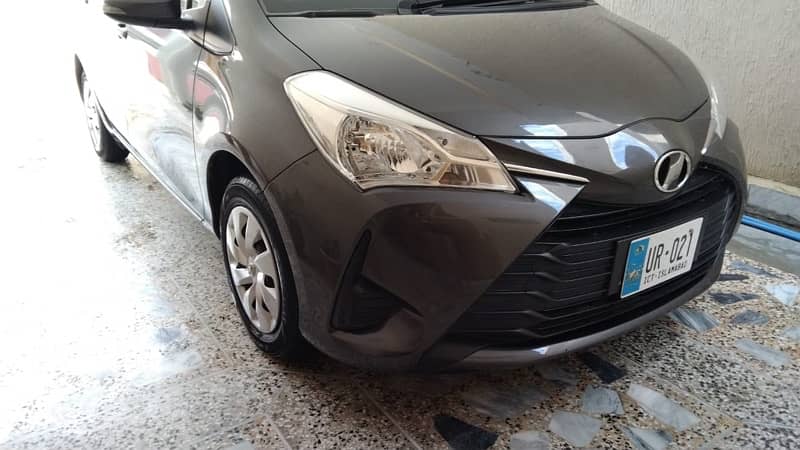 toyota vitz 2018 8