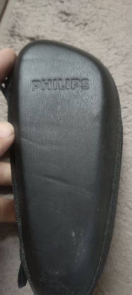 Phillips 9000 series shaver 2