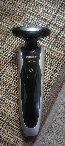 Phillips 9000 series shaver 8