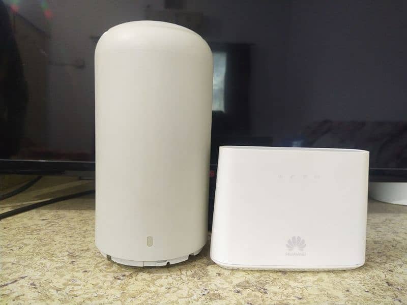 Huawei B2368-66 CAT13 4G+ High Speed LTE Router 2