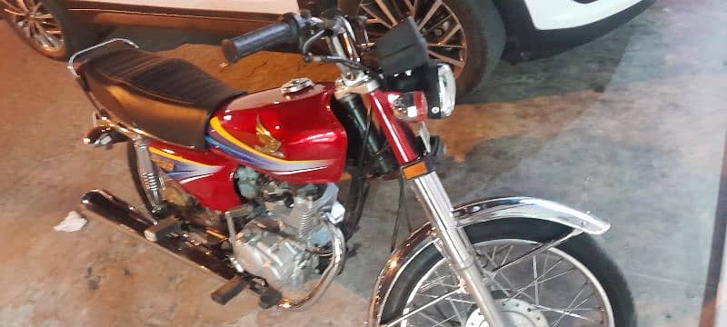 honda 125 Red 0