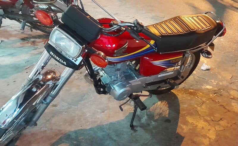 honda 125 Red 2