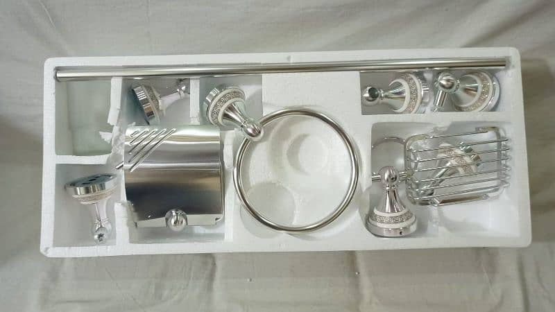 Bathroom Accessories Complete Set  Golden & Silver plush marbel holder 4