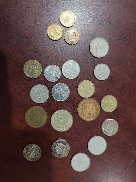 Antique Coins Pakistan and others pounds Dollar 2