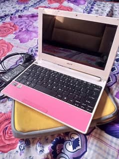 laptop miny hy baby k liya hy 0