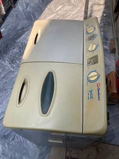 Dawlance washing machine and dryer