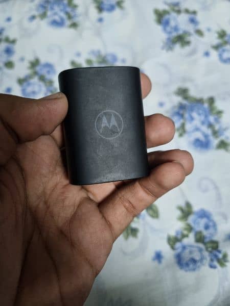 Motorola 18W Original Adopter. 2