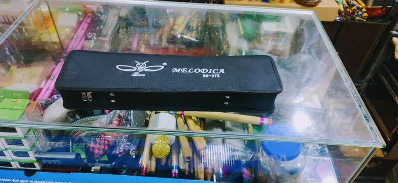 Branded Melodica 
Brand : Bee 2