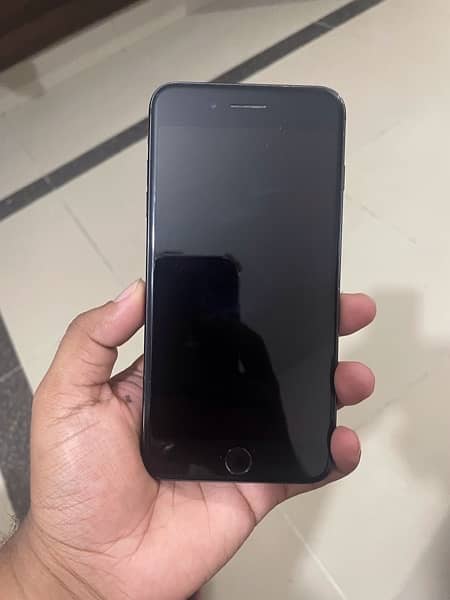 iphone 7plus 256GB 9