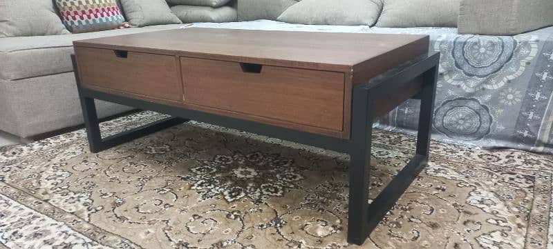 beautiful center table for sale 0