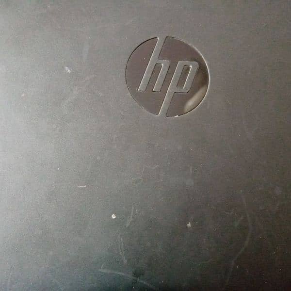 HP Elitebook 820 G2 (Read Full Ad) 6