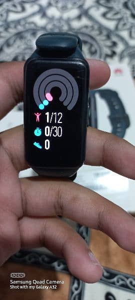 Huawei Band 6 for sale. 10/10 condition 4