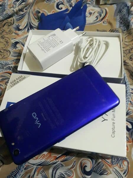 vivo y71 8 128 price