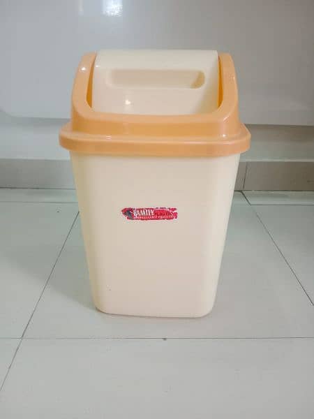 Dustbin there is very little used 3