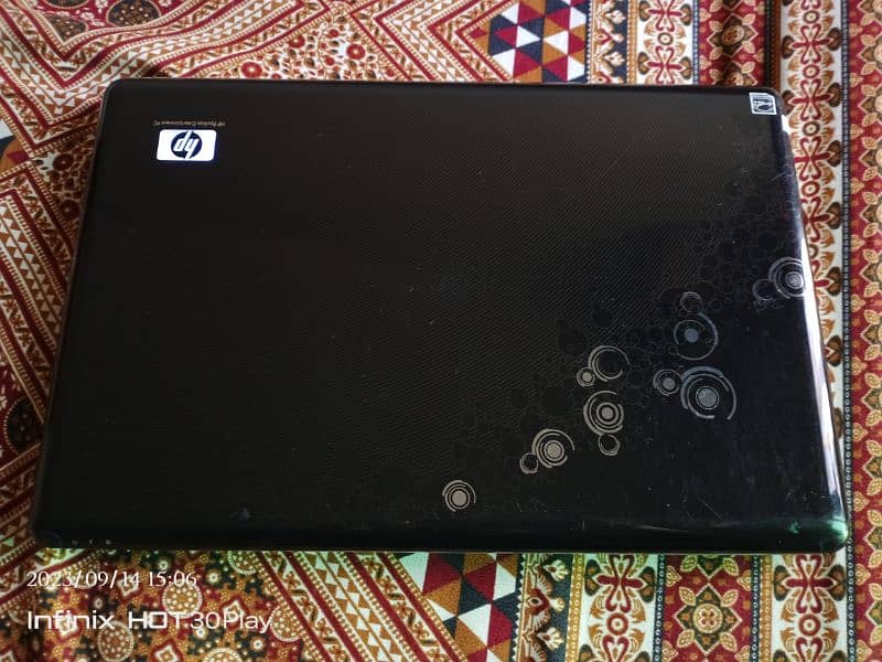 laptop for sale contact on WhatsApp . . 03024428041. 3