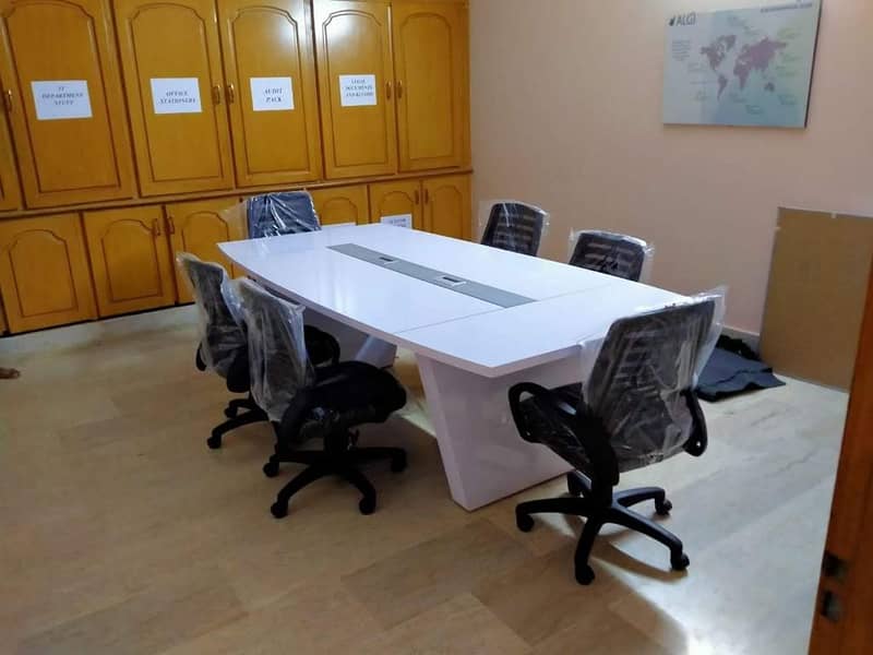 low back imported executive revolving office chair in karachi 5