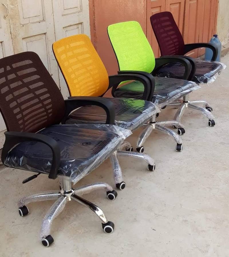 low back imported executive revolving office chair in karachi 11