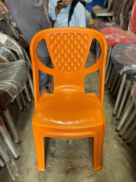 Plastic Chairs Pure 5