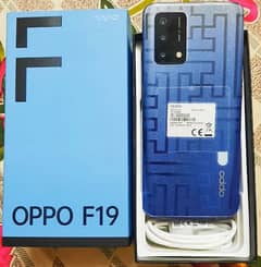 OPPO F19 10/10 condition 33w Charger/box