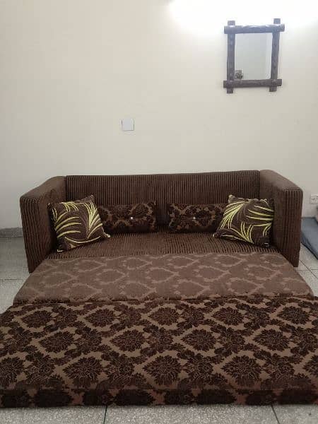 3 seater sofa cumbed is available only Rs 40k 1
