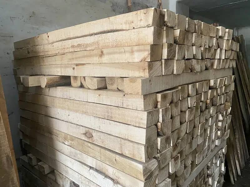 Construction shuttring wooden material, plywood, planks, batten etcc 3