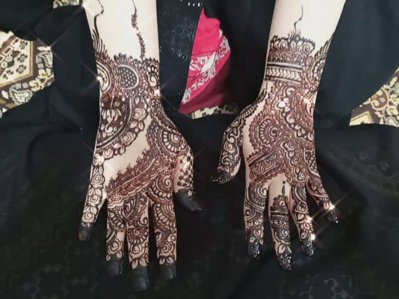 Mehndi / مہندی / Henna Artist / Bridal Mehndi 6
