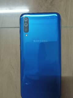 Samsung Galaxy A50. READ COMPLETE DESCRIPTION