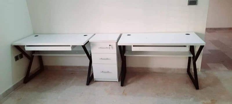 Workstation 8000rs per person , Office Furniture, Employee Tables 13