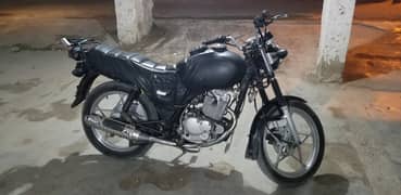 Gs Suzuki 150 Bike