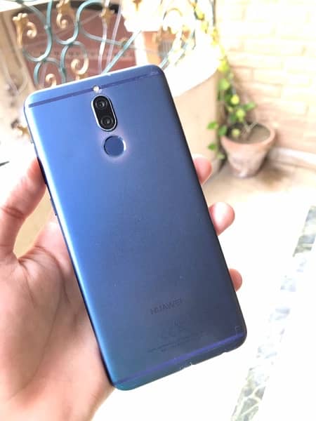 Huawei Mate 10 Lite With Box n Charger 1