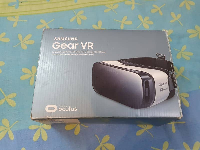 Samsung Gear VR Headset 8