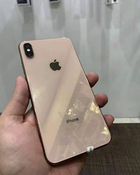 is iphone xs same size as x